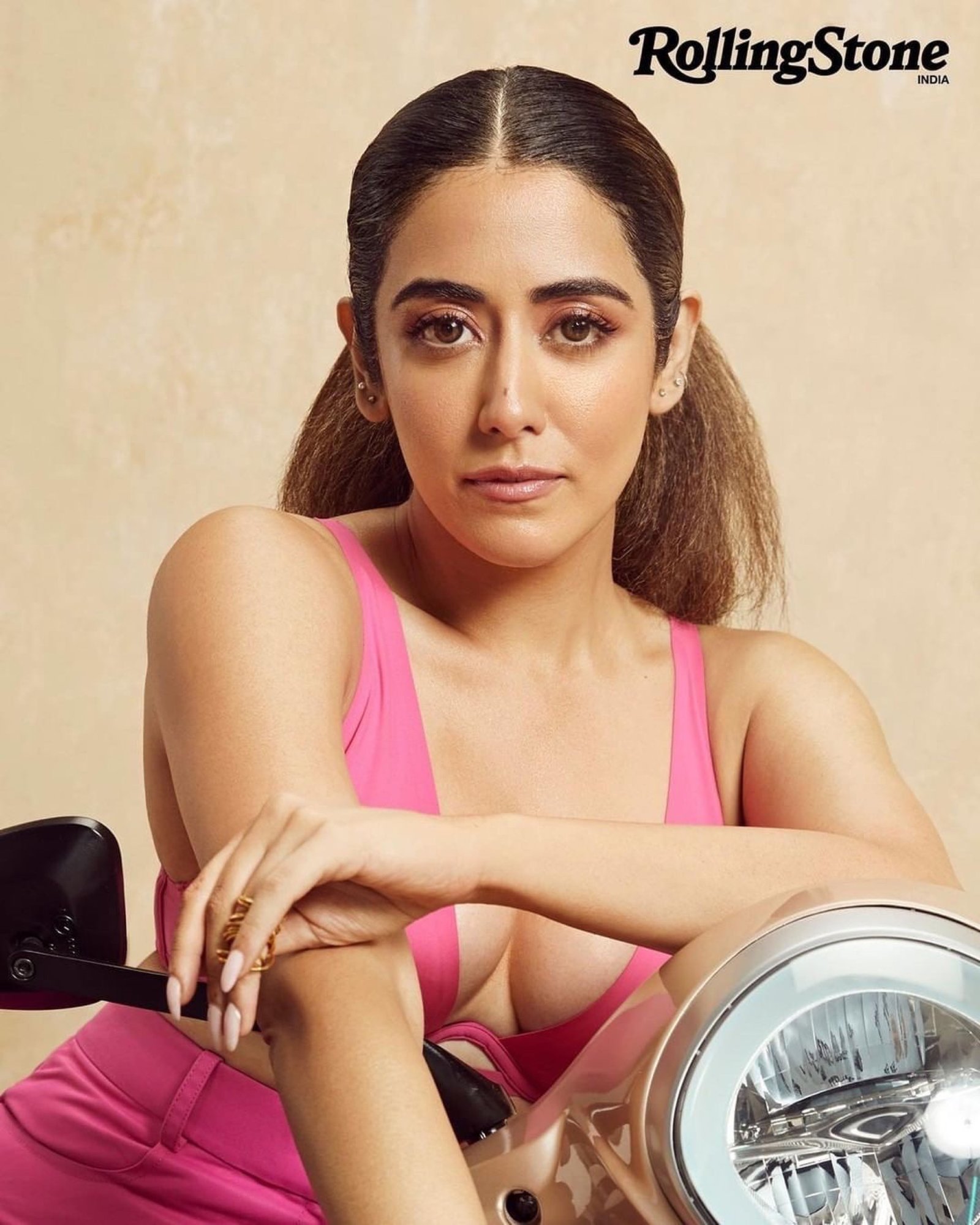 rolling-stone-jonita-06