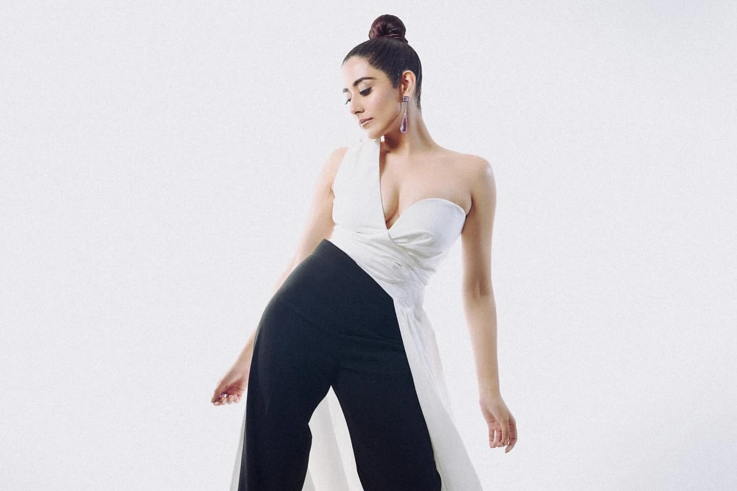 The Elle List 2023 — hair by Dwyessh Parasnani